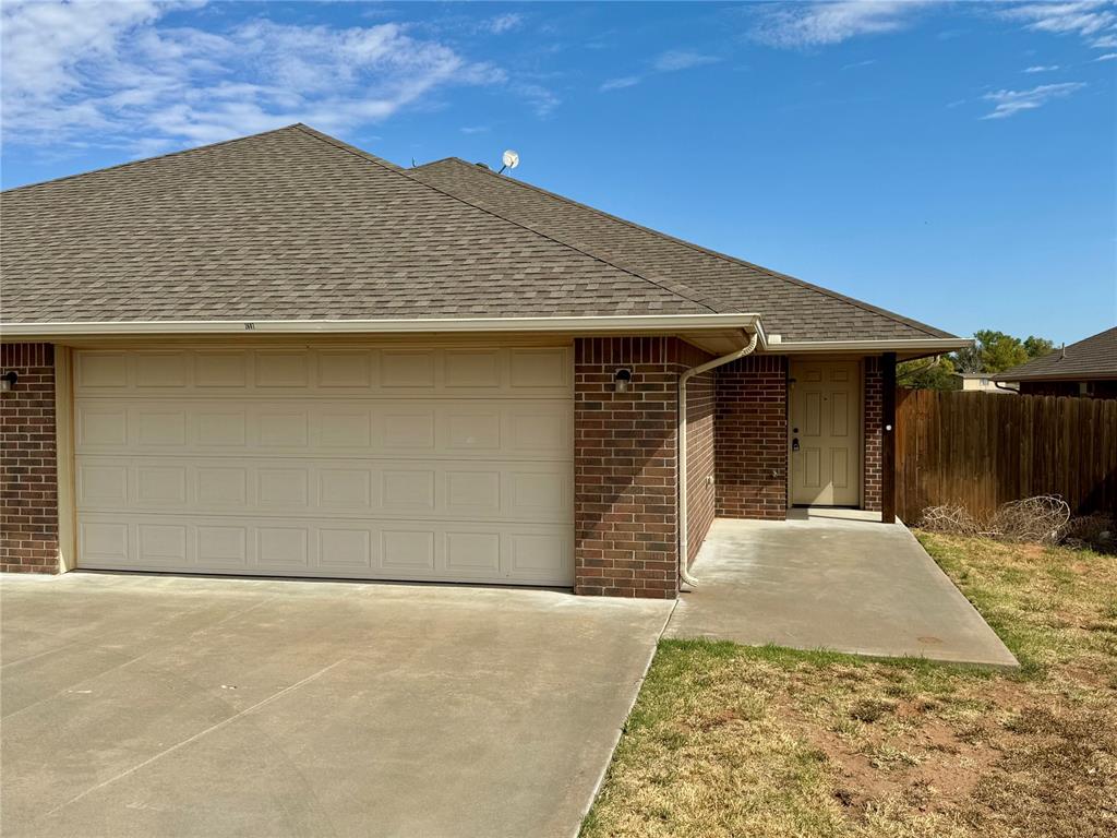 1607 E Lawter Road