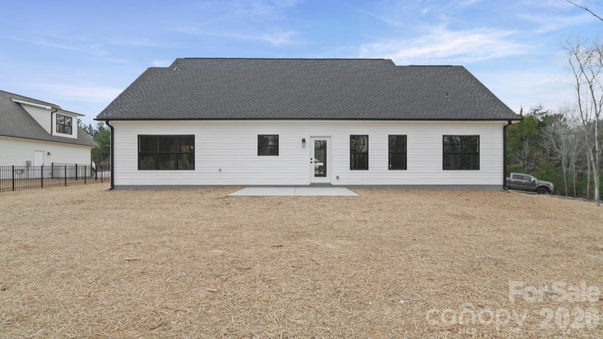 1113 Heather Oak Lane