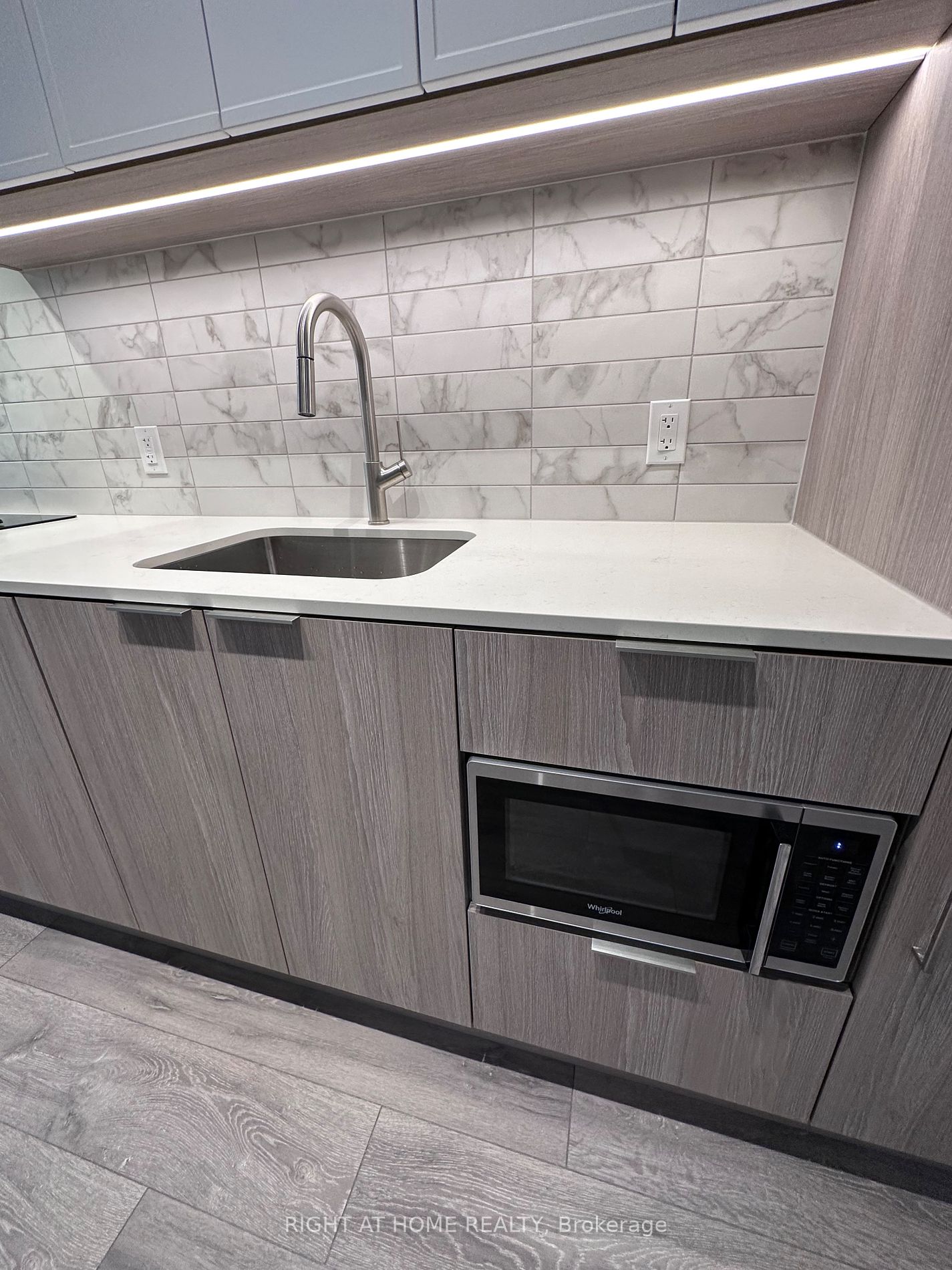 2020 Bathurst Ave 608