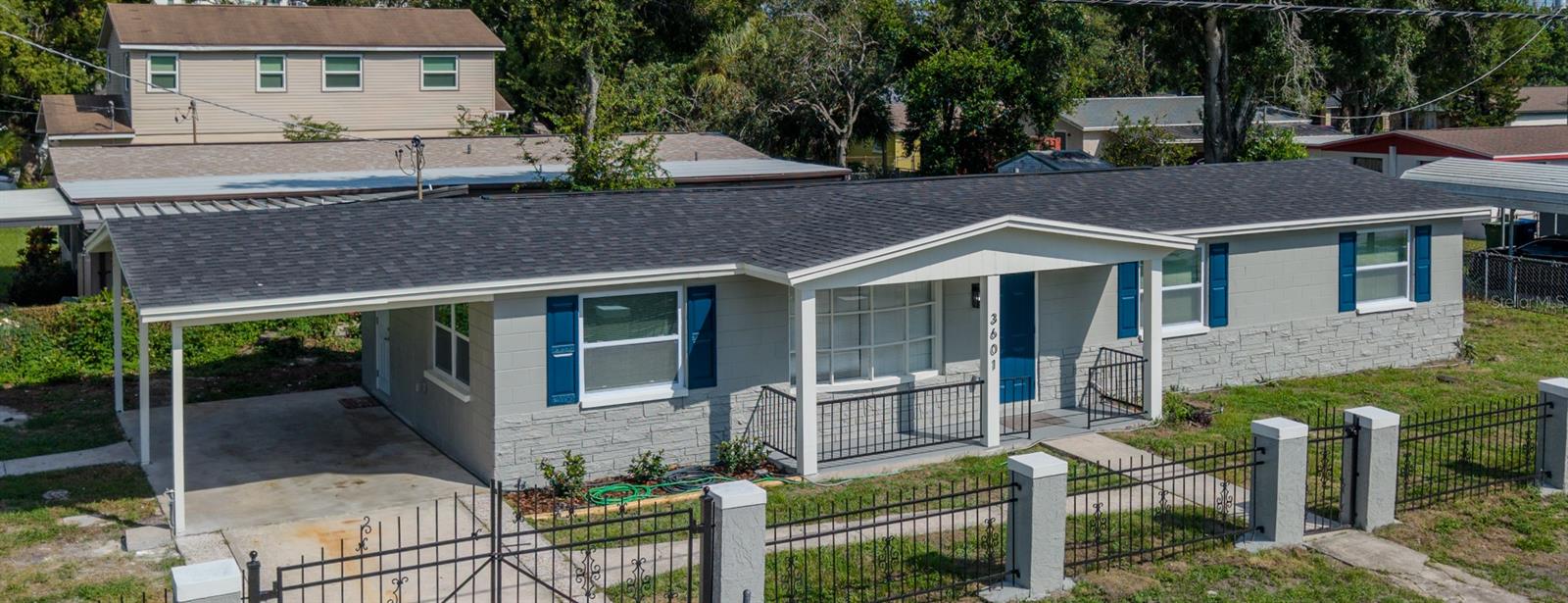 3601 E Giddens Avenue