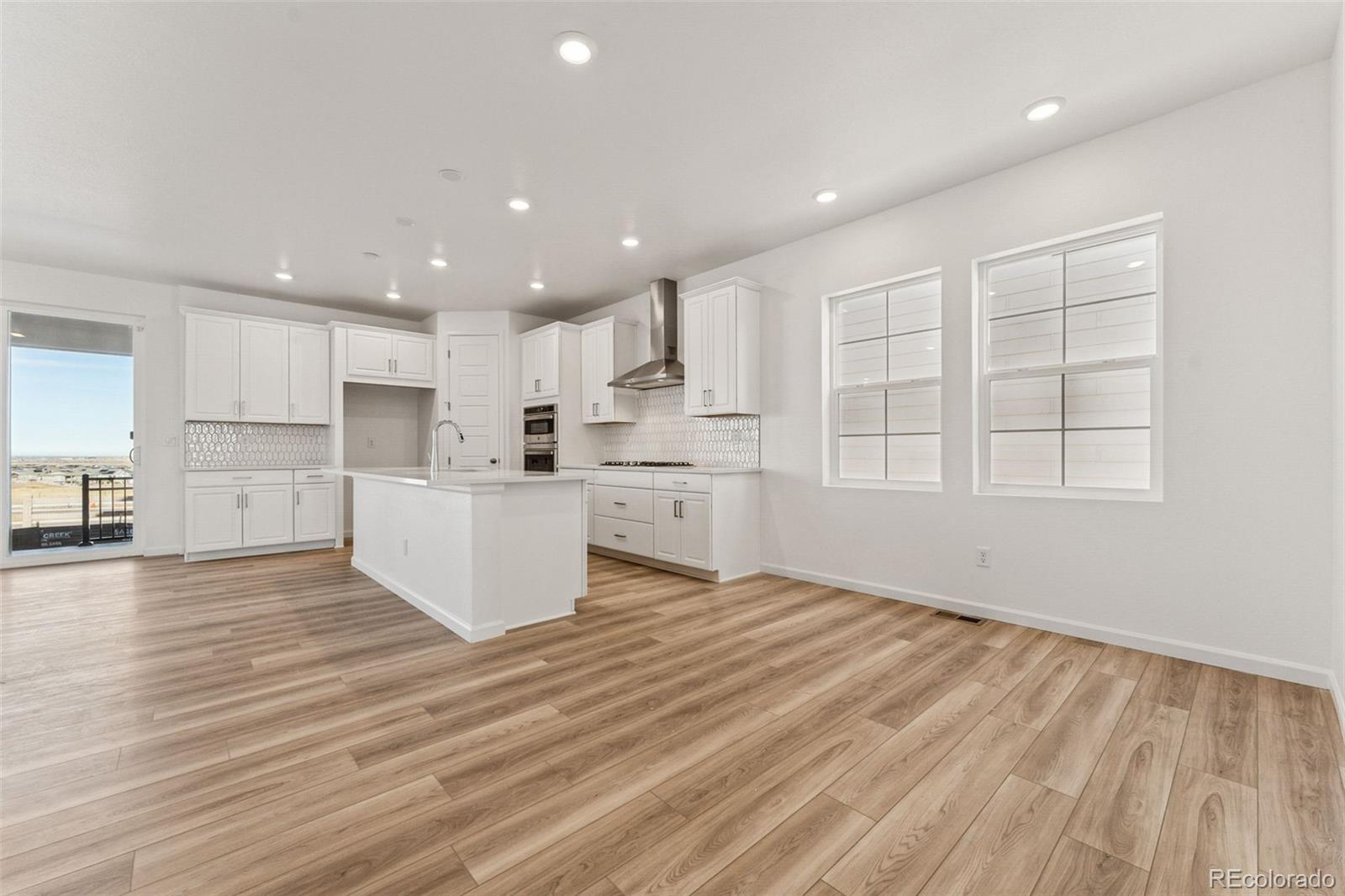 16537 W 92nd Loop