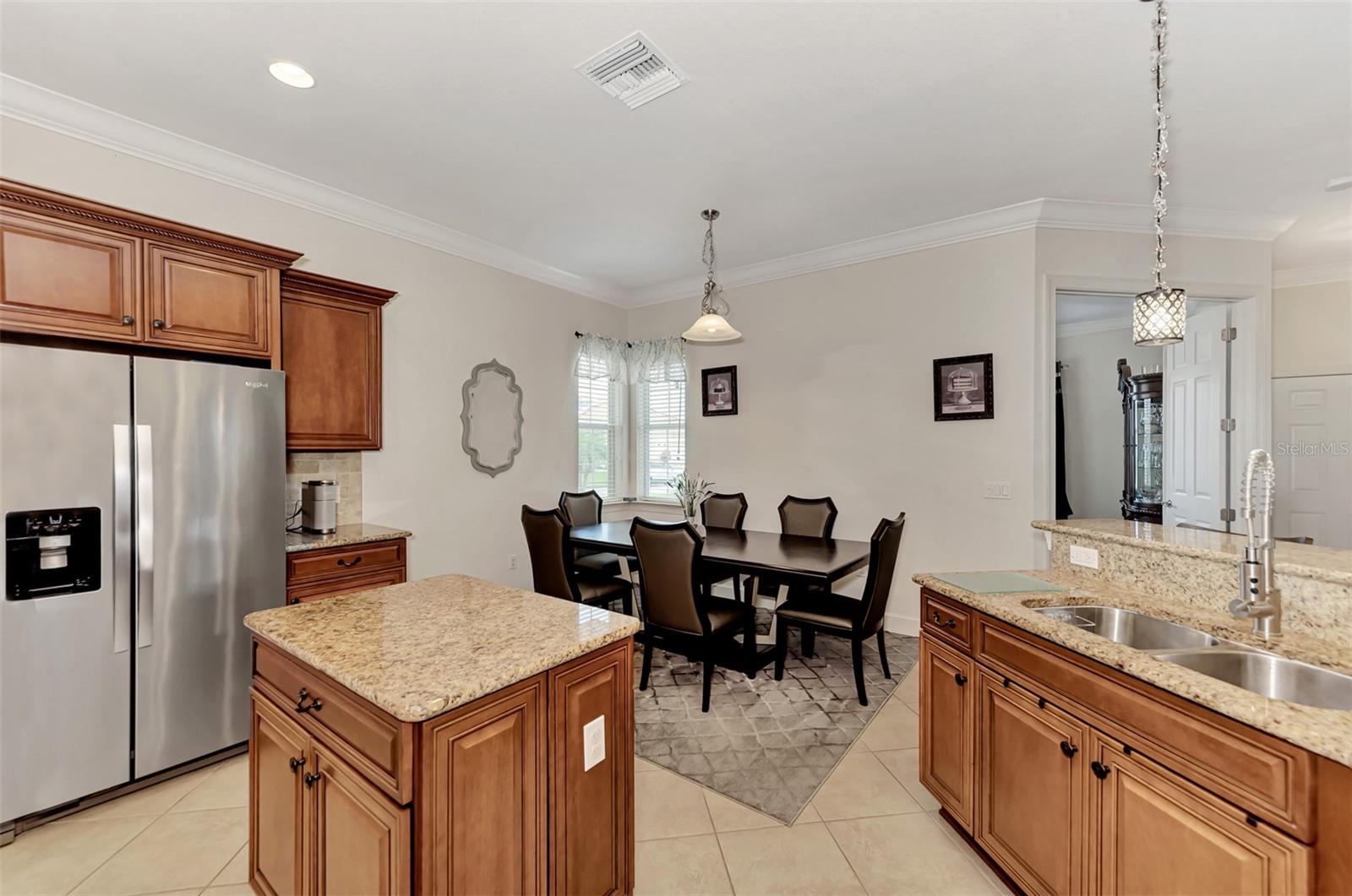 13104 Creekside Lane