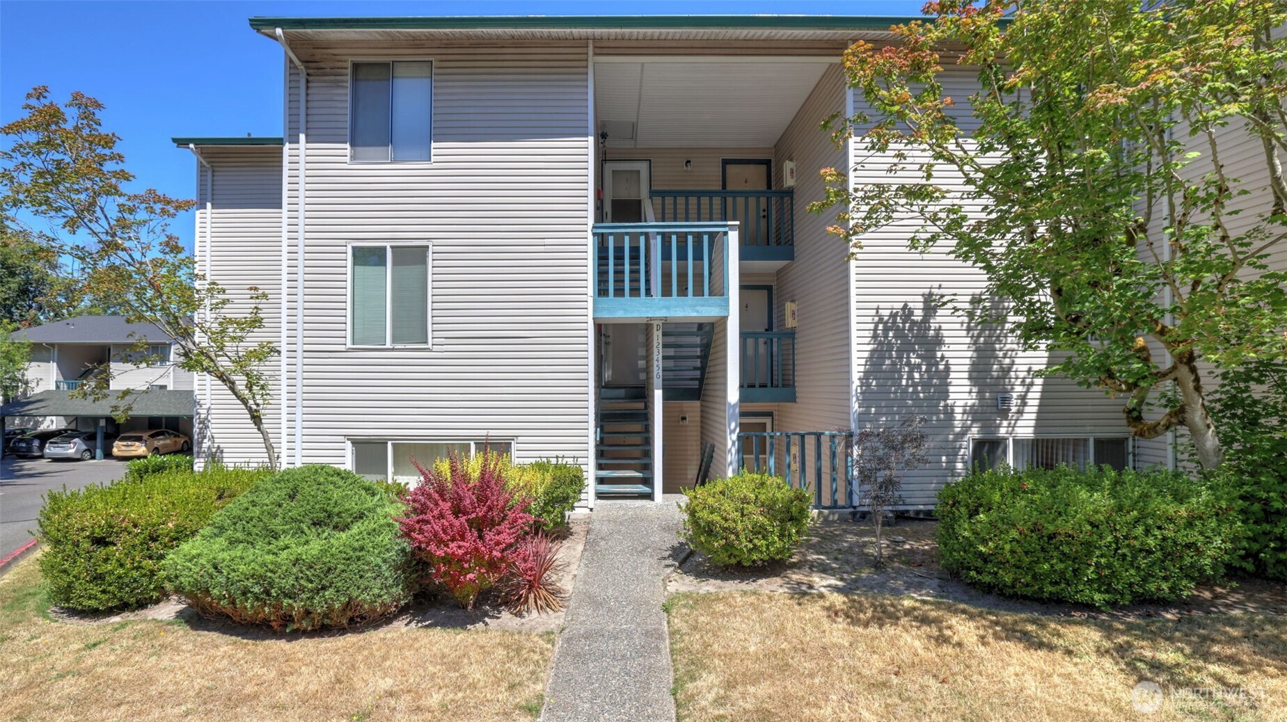 A fantastic opportunity in Burien! This 1-bedroom Highpointer ground-floor unit features a large bedroom, full bath, and a generous living and dining area with sliding glass door that leads to a cozy sitting space.  The layout is simple and efficient, with an open area for living, dining, and kitchen use. Community amenities  include a swimming pool, clubhouse with game room, athletic court, convenient on-site laundry, covered parking, and a storage unit. Conveniently located near I-5, Hwy 509, public transit, and shopping. A good option for someone looking for an affordable condo with potential to personalize. Also a a smart long-term investment opportunity for those looking for a rental.  PET POLICY: 2 pets max. Max weight 25#.  Building D is at top of the hill in the complex and unit D2 is in the first stairwell.