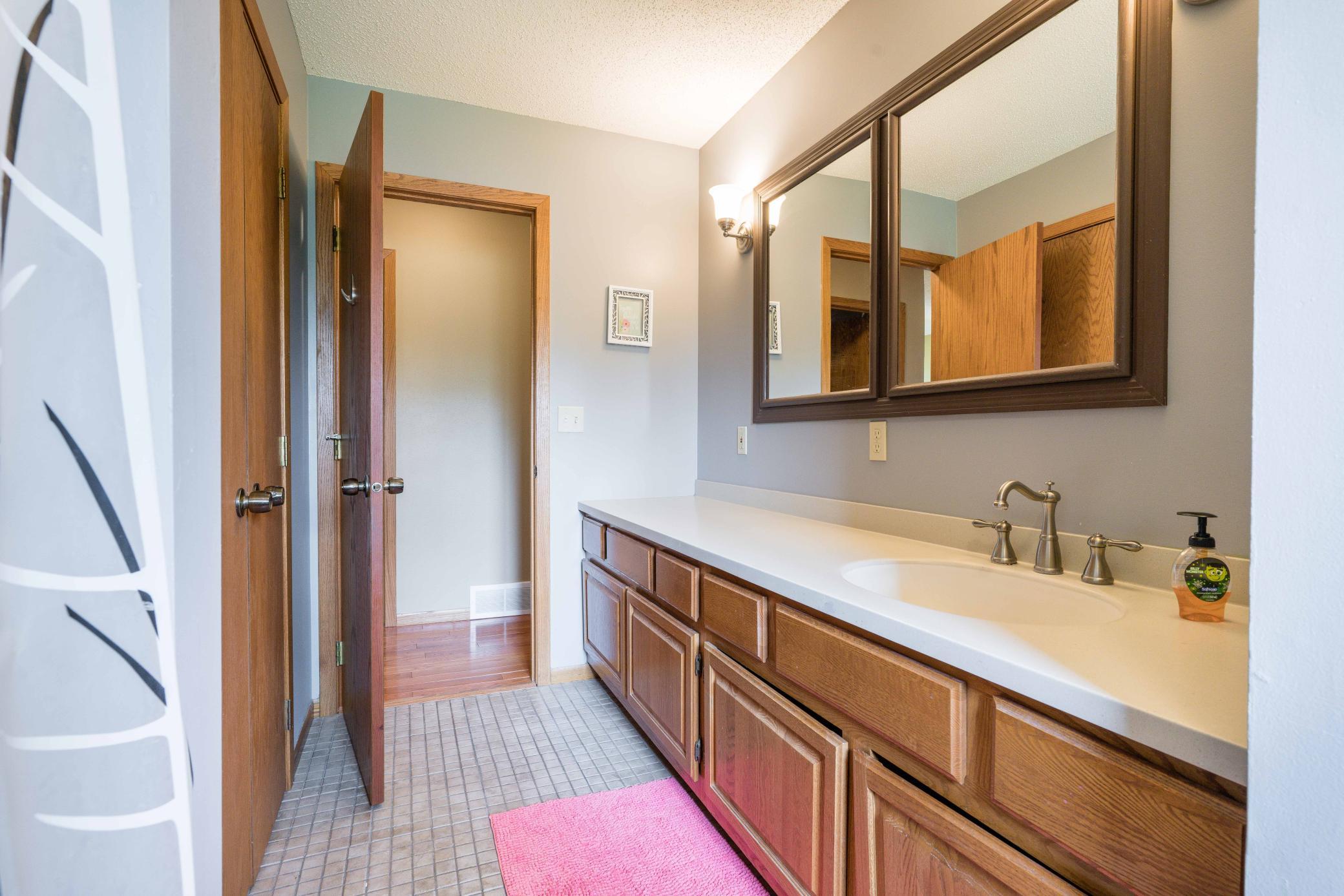 18739 County Highway 33