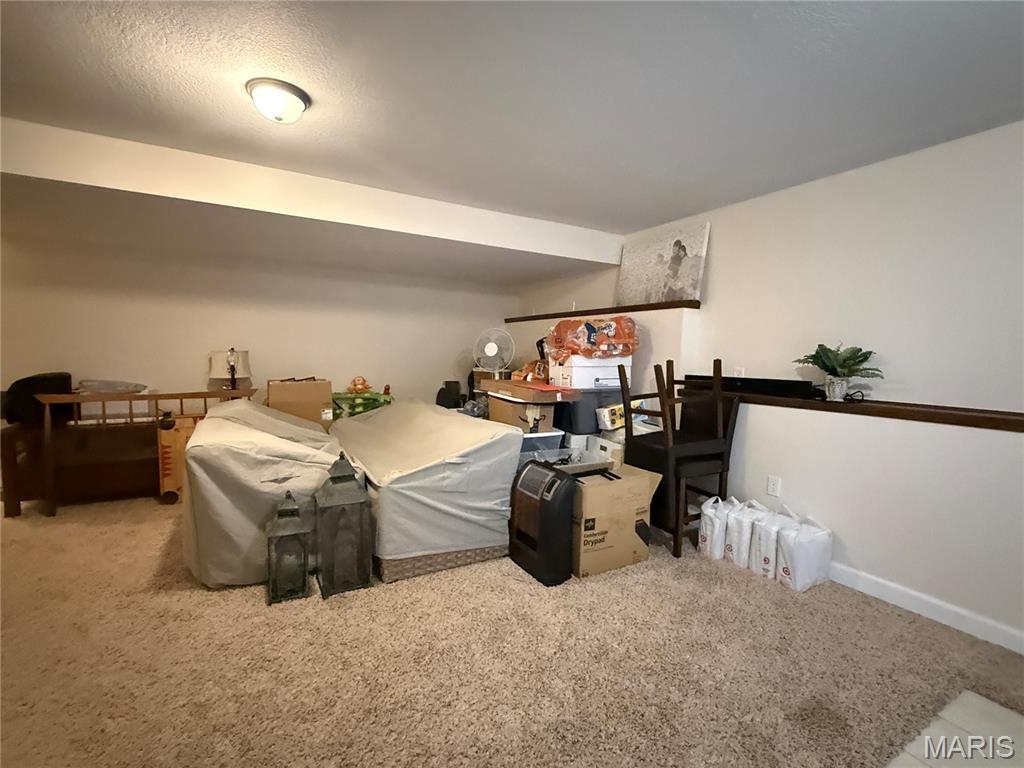 5752 Clear Creek