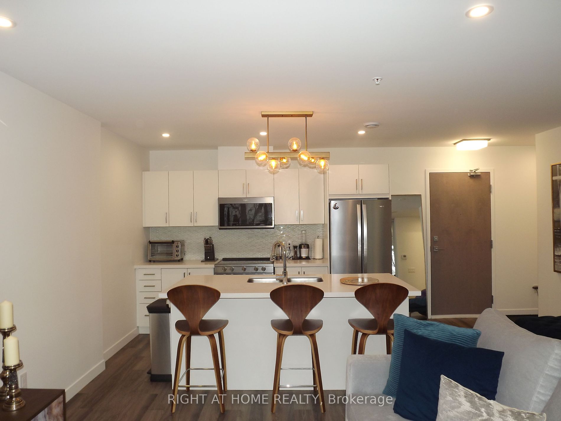 479 Charlton Ave 205