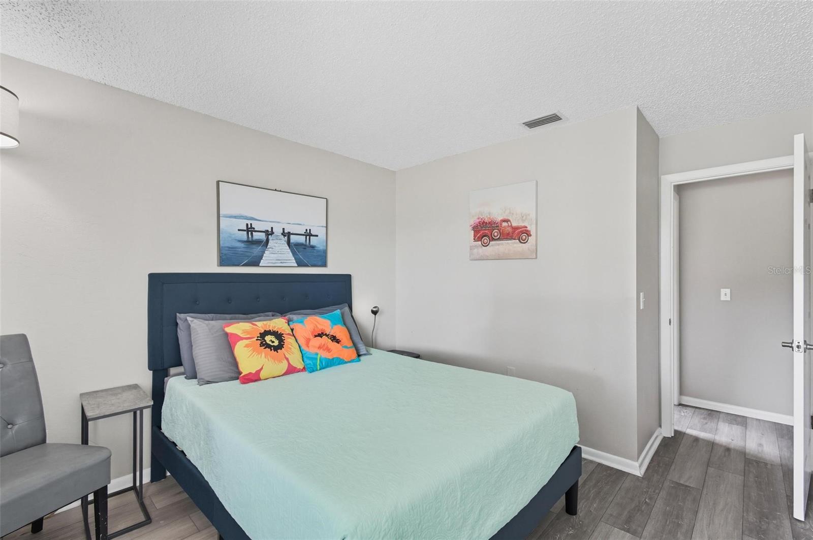 53 Cochise Court