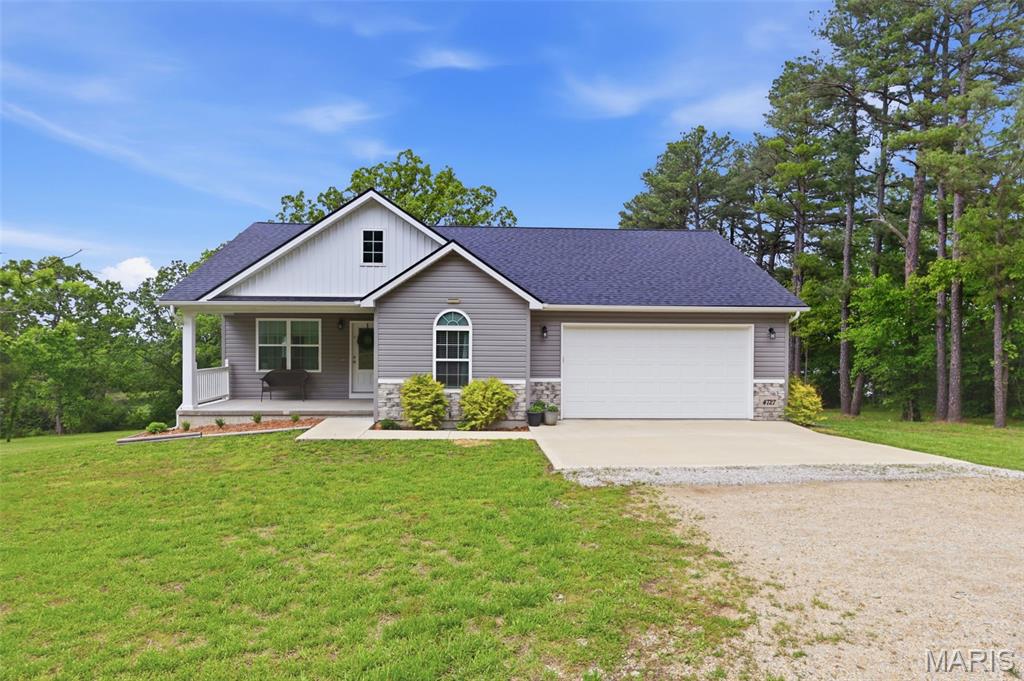 4727 Tillman Trail
