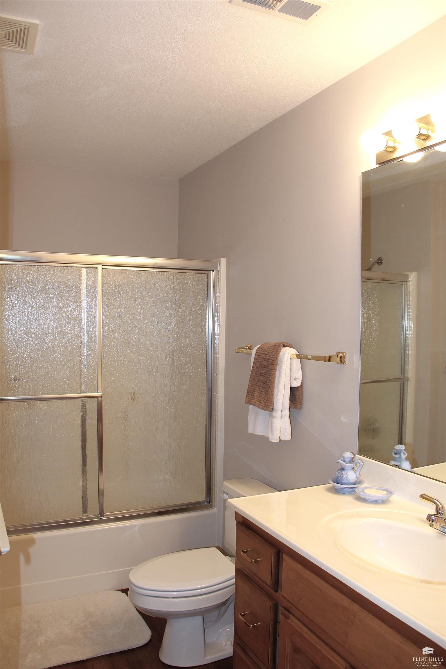 1509 Williamsburg Drive