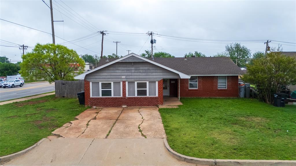 Welcome to this spacious 3-bedroom, 1-bath home in Moore! With three true bedrooms and a large bonus room, this home offers plenty of flexibility for families, guests, or a home office setup—all at an affordable price point.Inside, you’ll find a functional layout with a comfortable living area, a practical kitchen, and well-sized bedrooms. The additional bedroom space sets this home apart, providing options for growing households or added rental potential.Step outside to a generous backyard, perfect for entertaining, pets, or simply enjoying the outdoors. Conveniently located near shopping, dining, schools, and with easy access to major highways, this home offers both convenience and value.Whether you’re a first-time buyer, investor, or looking for extra space, this property is full of potential. Schedule your showing today!Listing agent is the owner.