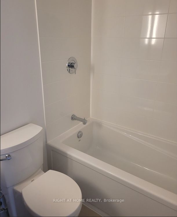 225 Veterans Dr 508