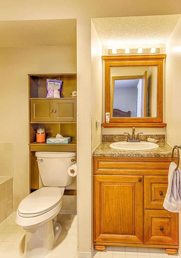 10490 Us Highway 169 210