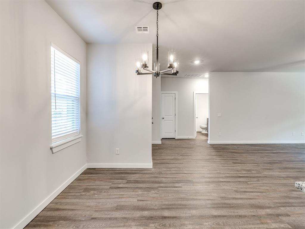 884 Stella Trail