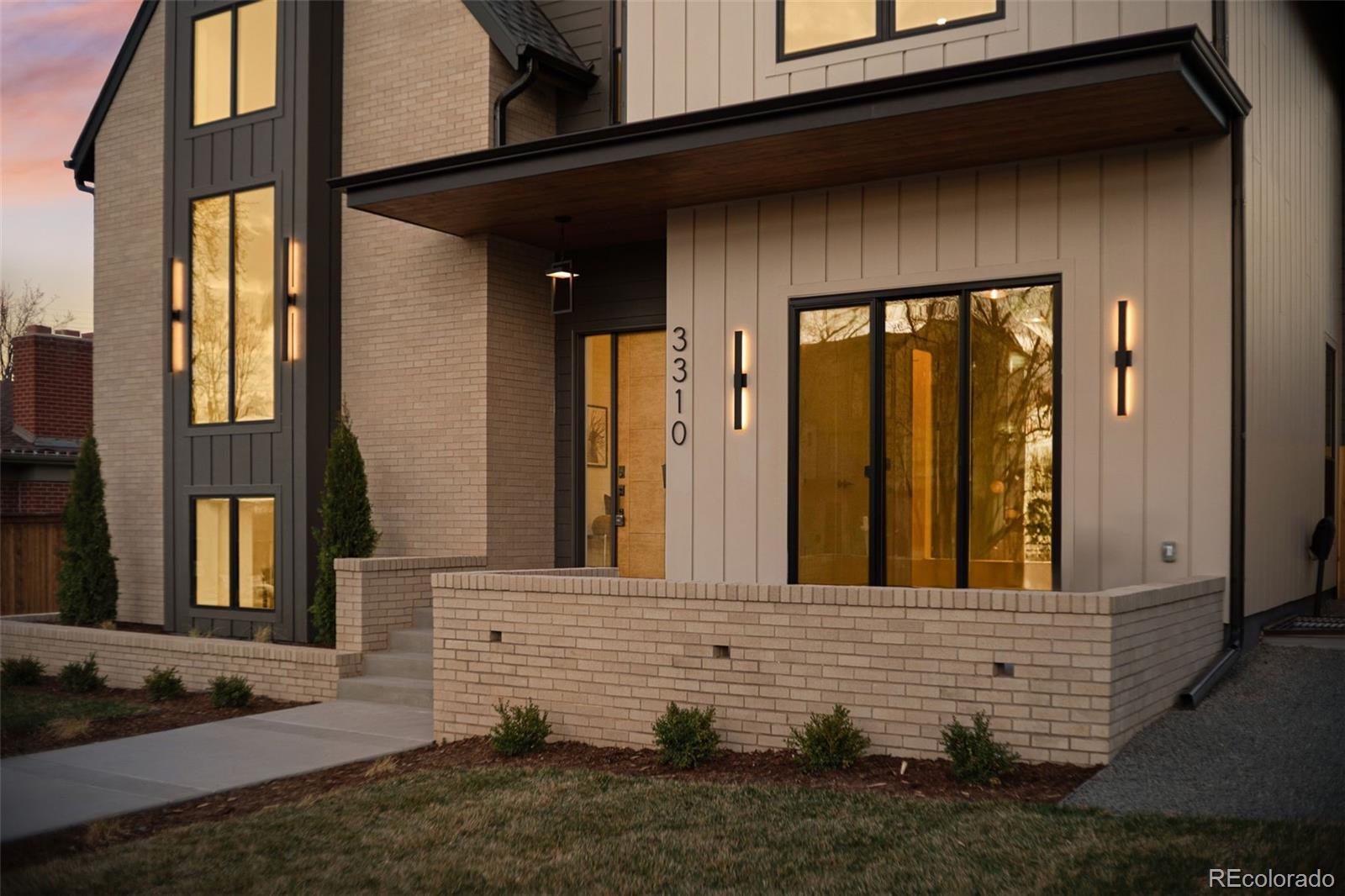 3310 S Clermont Street