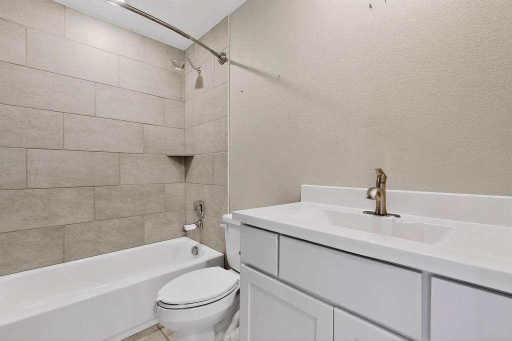 1415 Misty Pasture Way