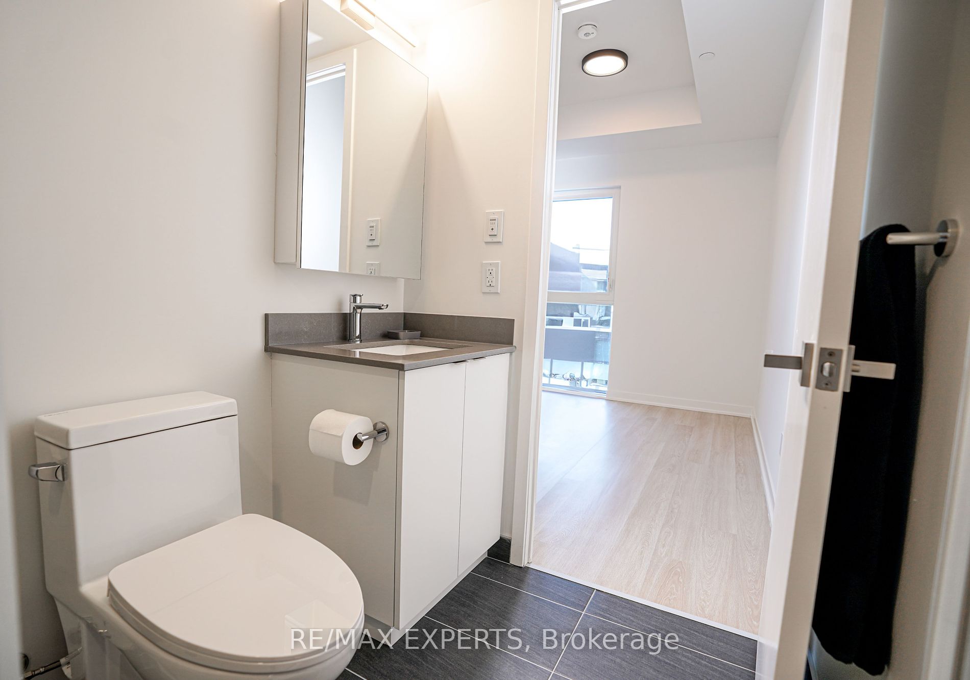 500 Wilson Ave 532