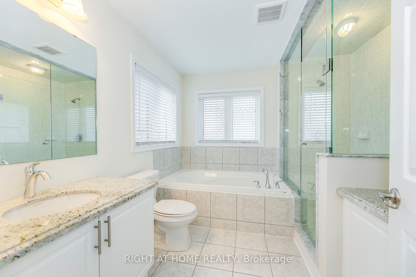 121 Orchardcroft Rd