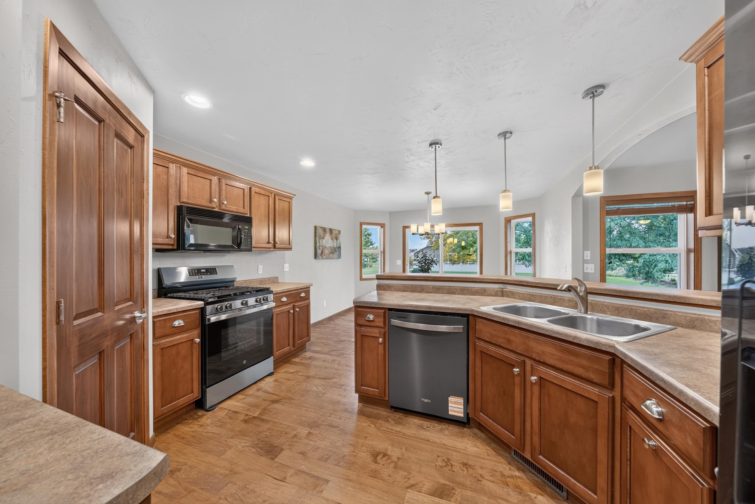 3875 Duchess Lane
