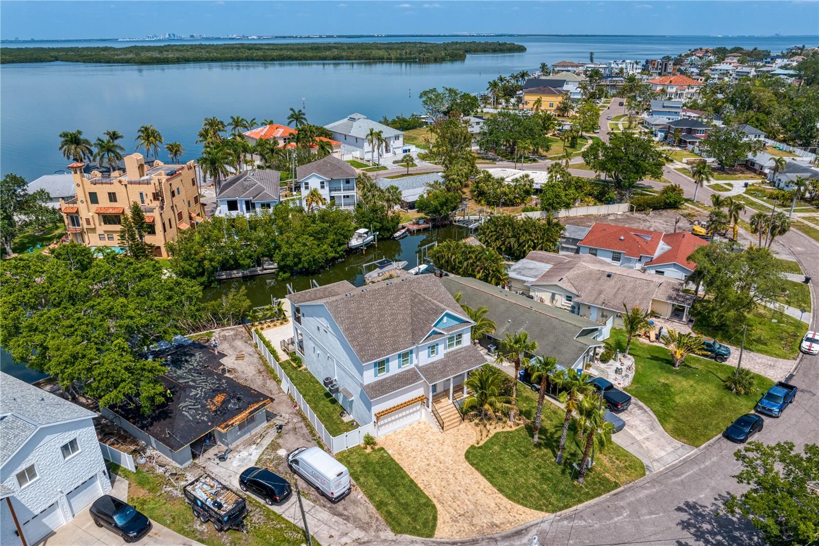 1739 1/2 Bayou Grande Boulevard NE