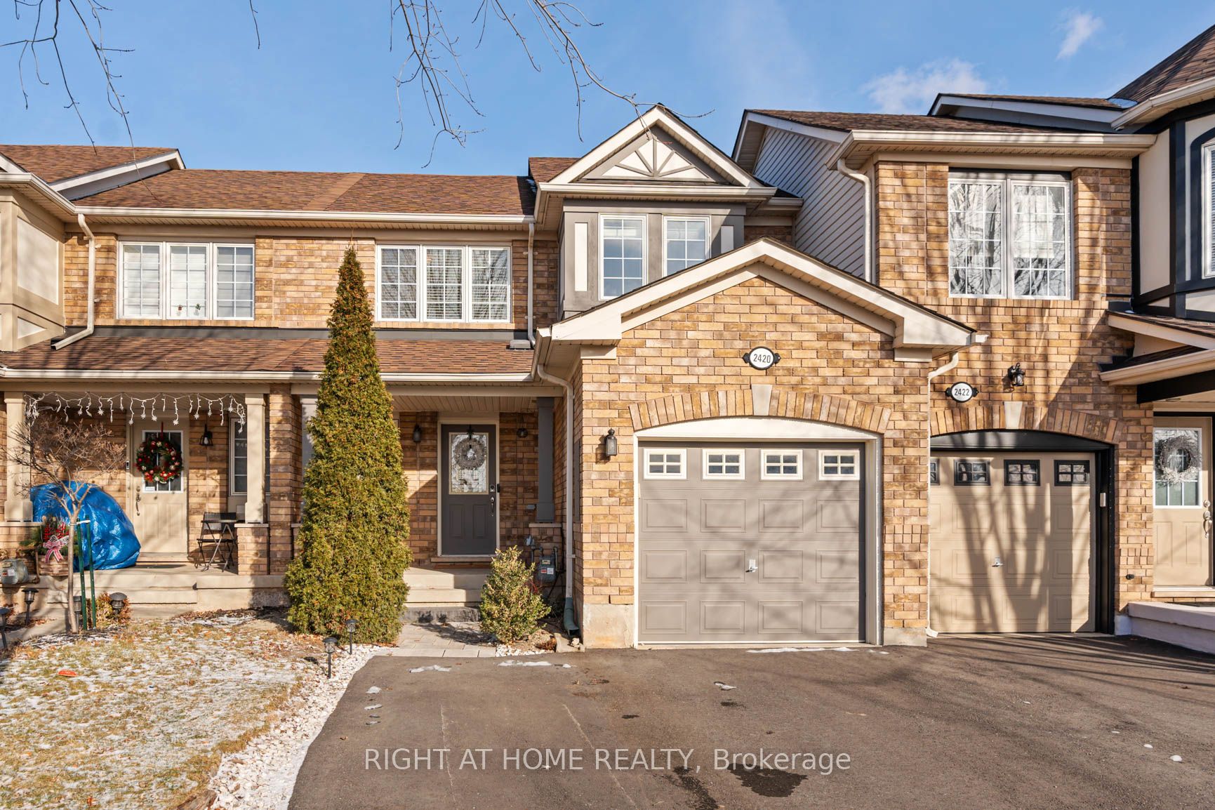 2420 Baintree Cres