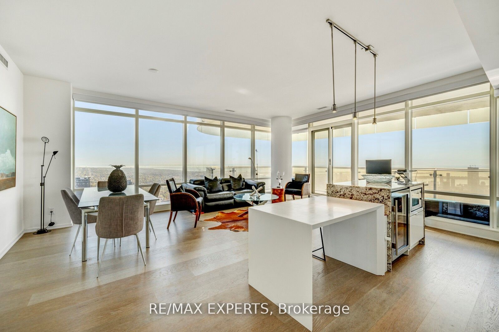 1 Bloor St 7003