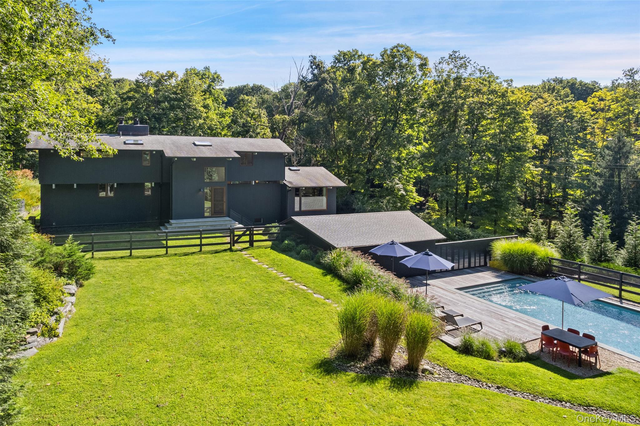 21 Black Spring Road