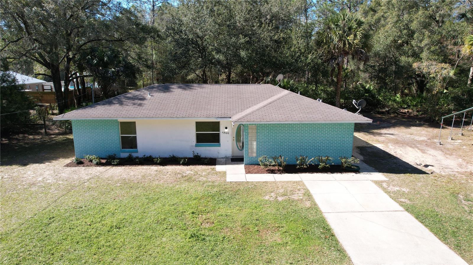 8500 N Sue Marie Point