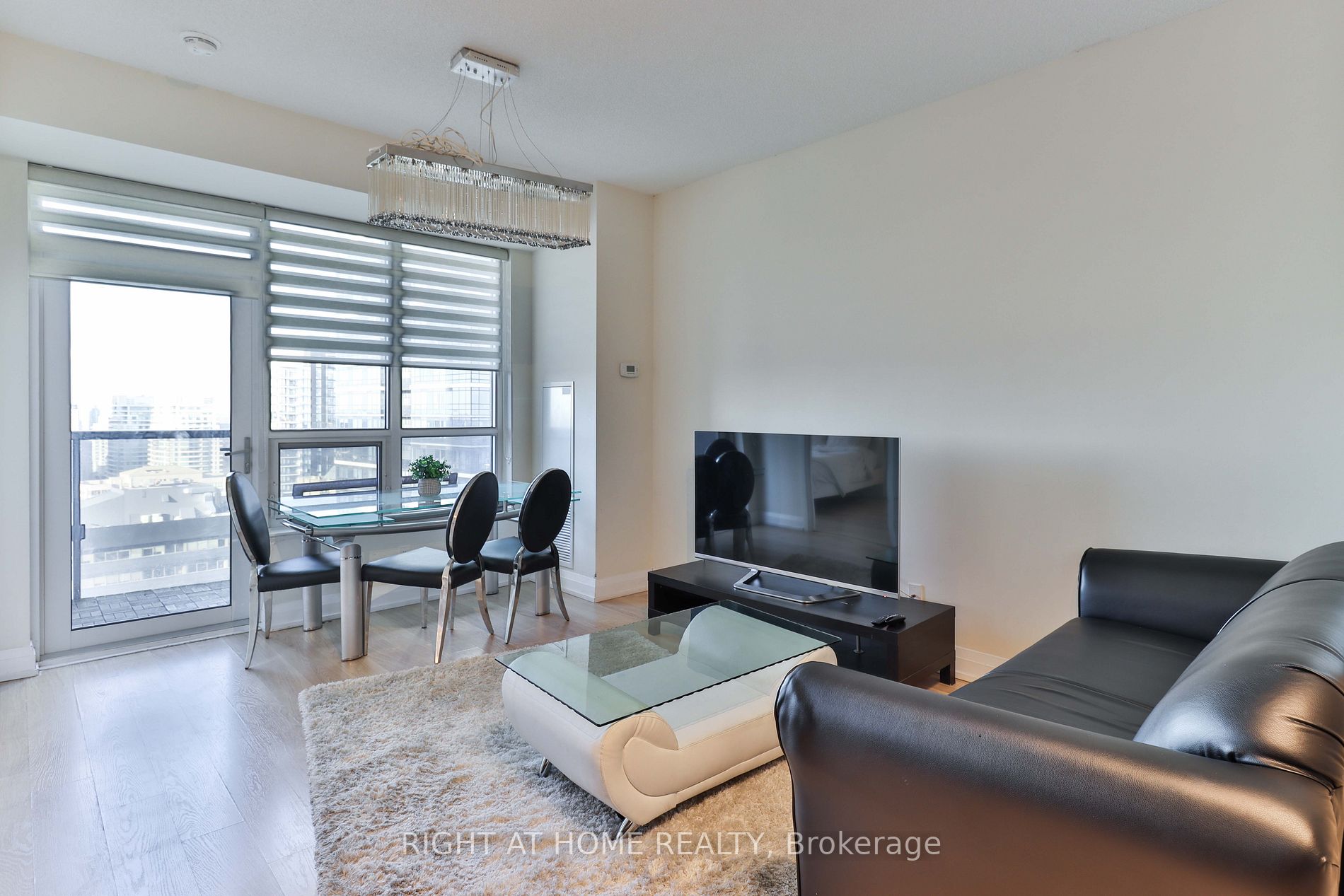 2 Anndale Dr 3103