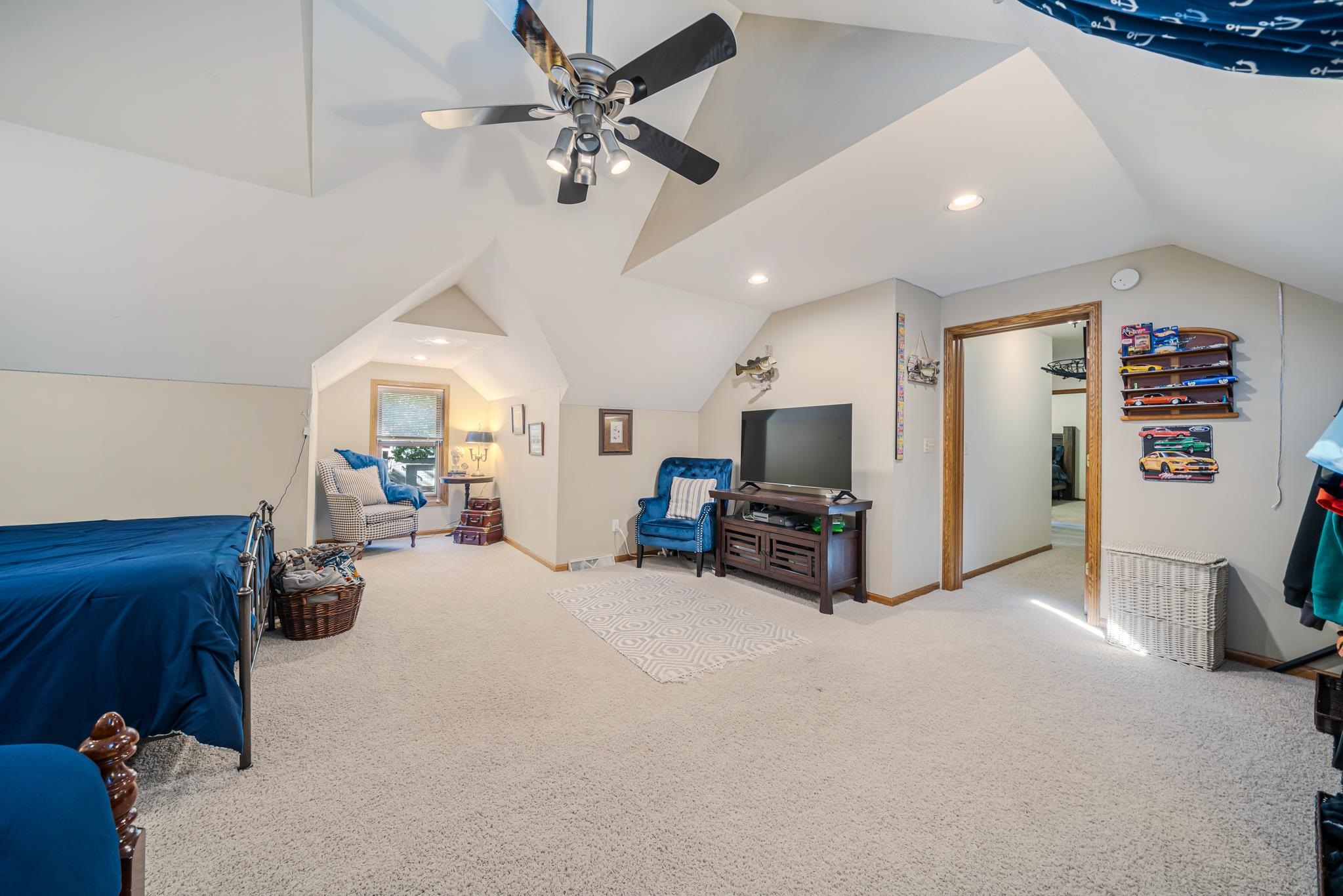1564 Villa Park Drive