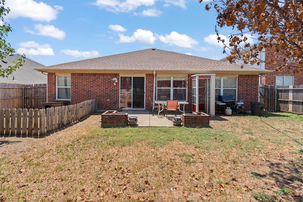 6804 Red Rock Trail