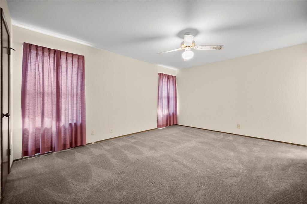 4024 Lynbrook Lane