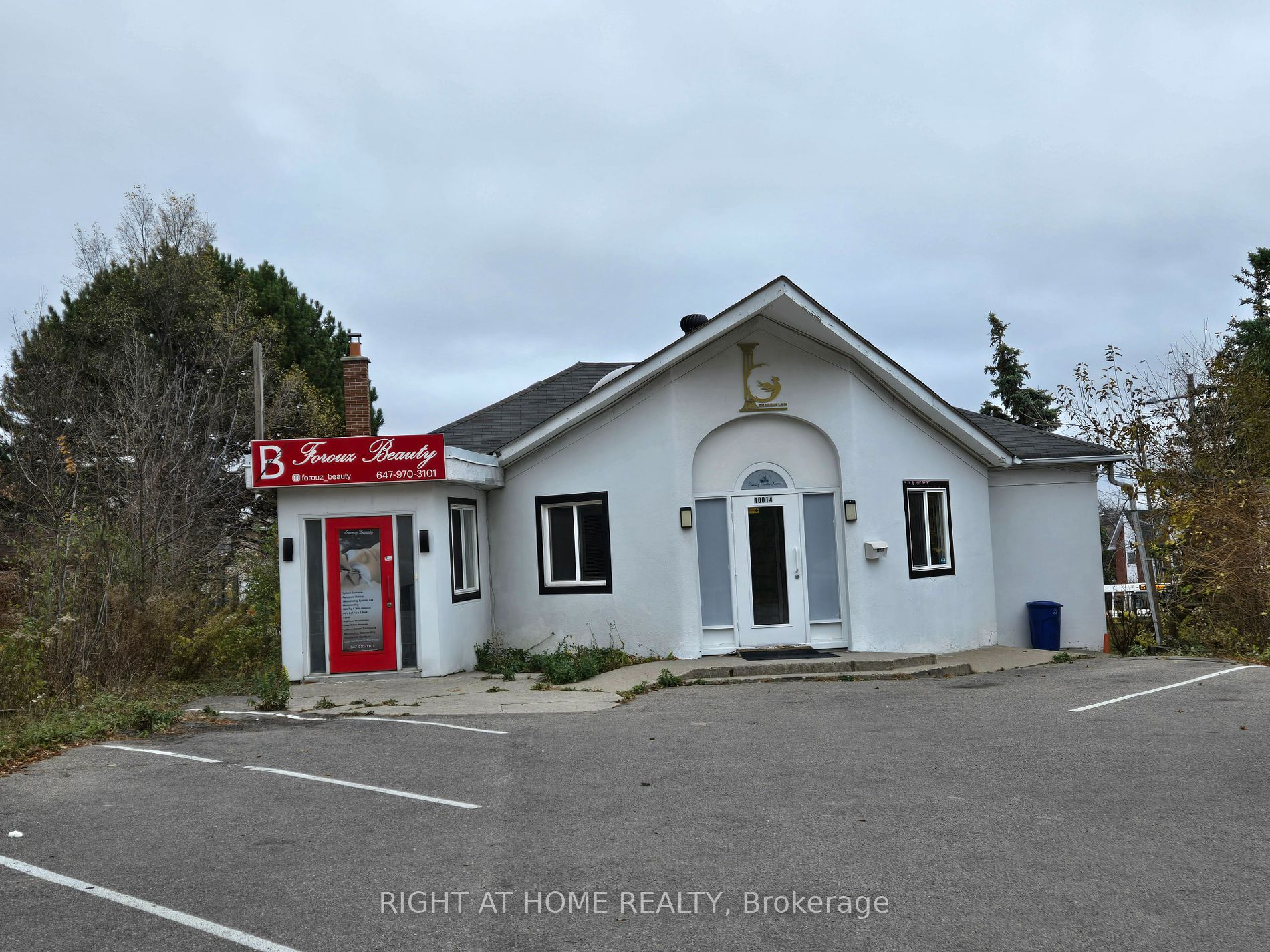 10014 N Yonge St Basment