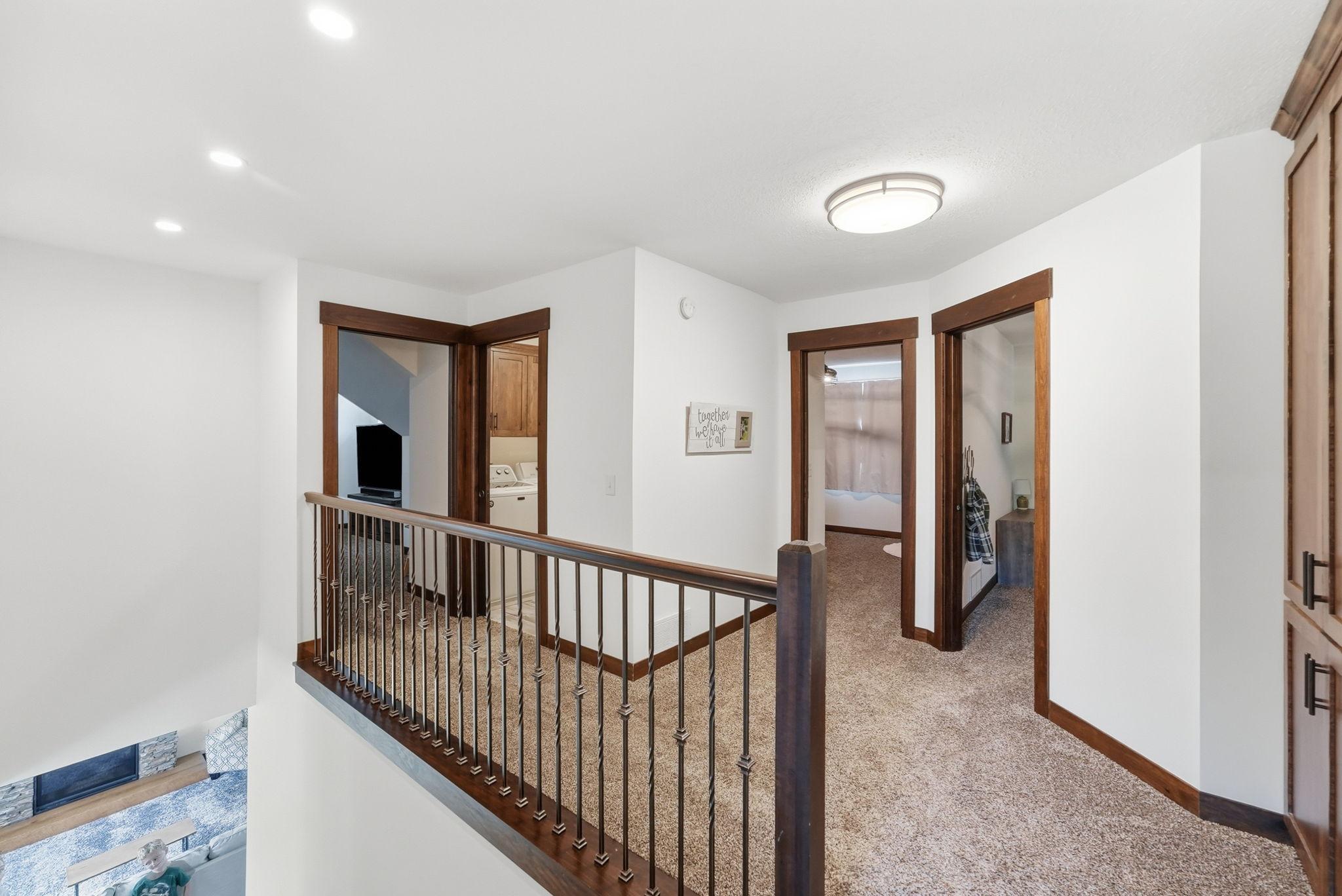 2022 Sandstone Loop N