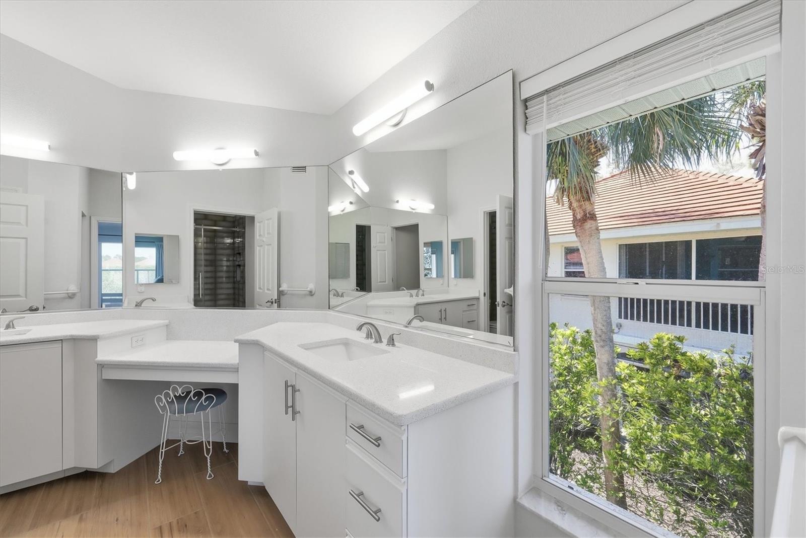 14000 Willow Glen Court 208