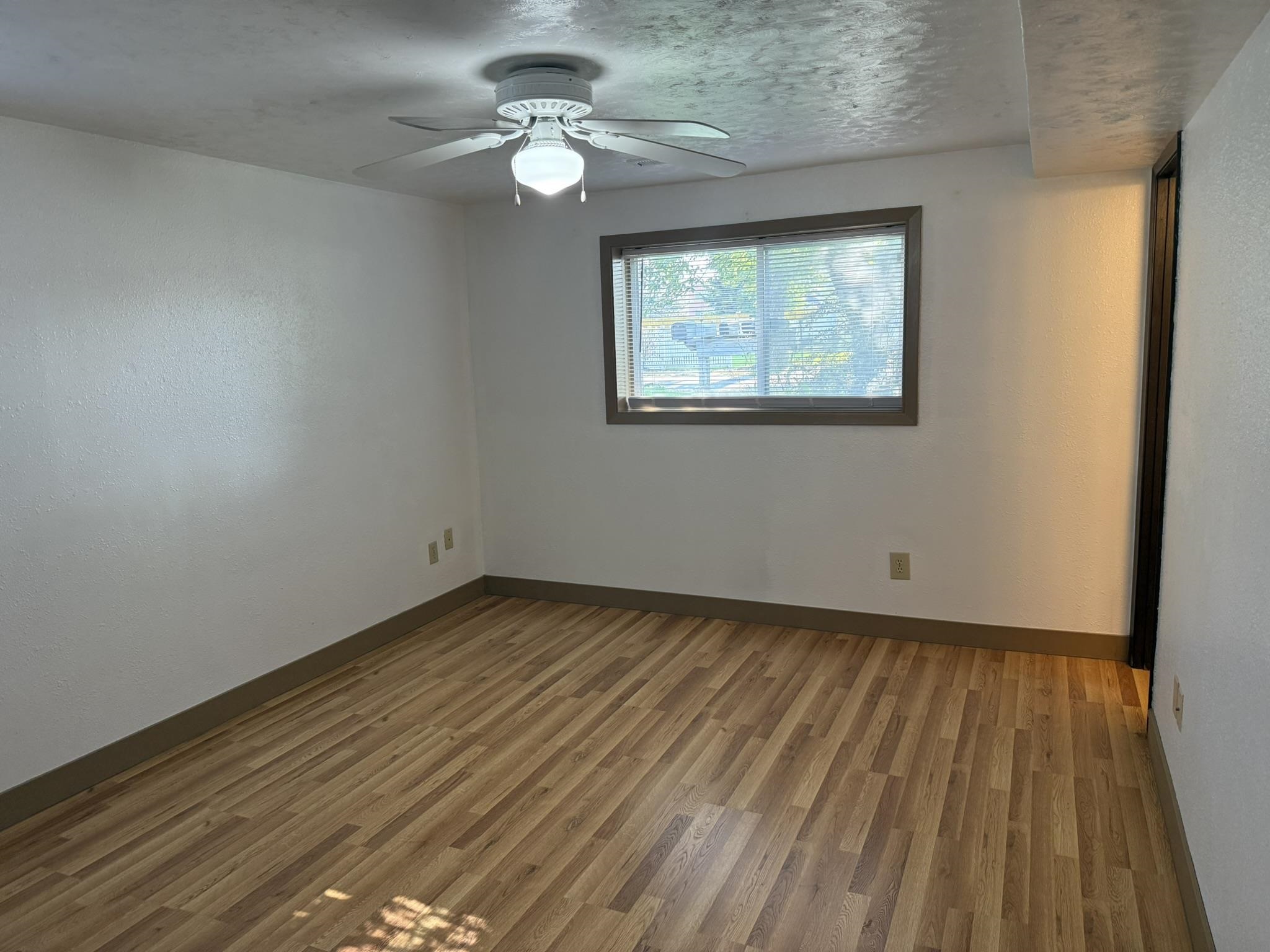 920-922 N Locust Rd