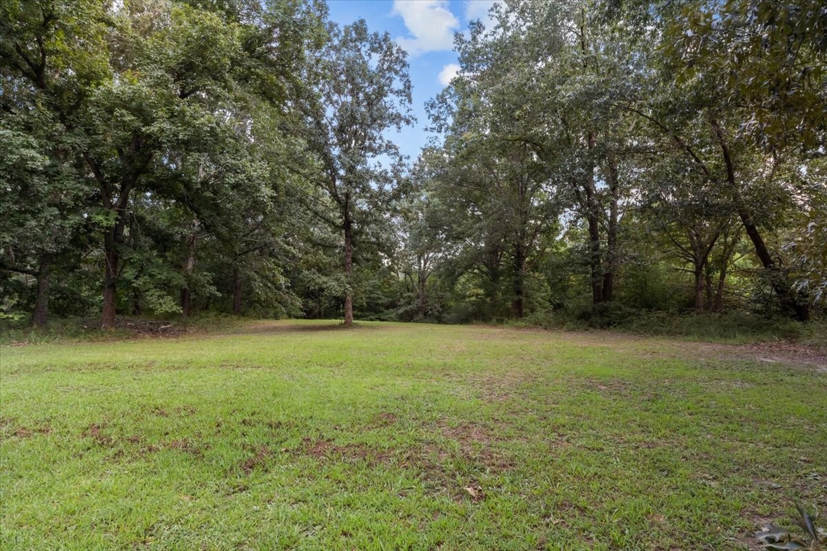 414 Valleywood Dr