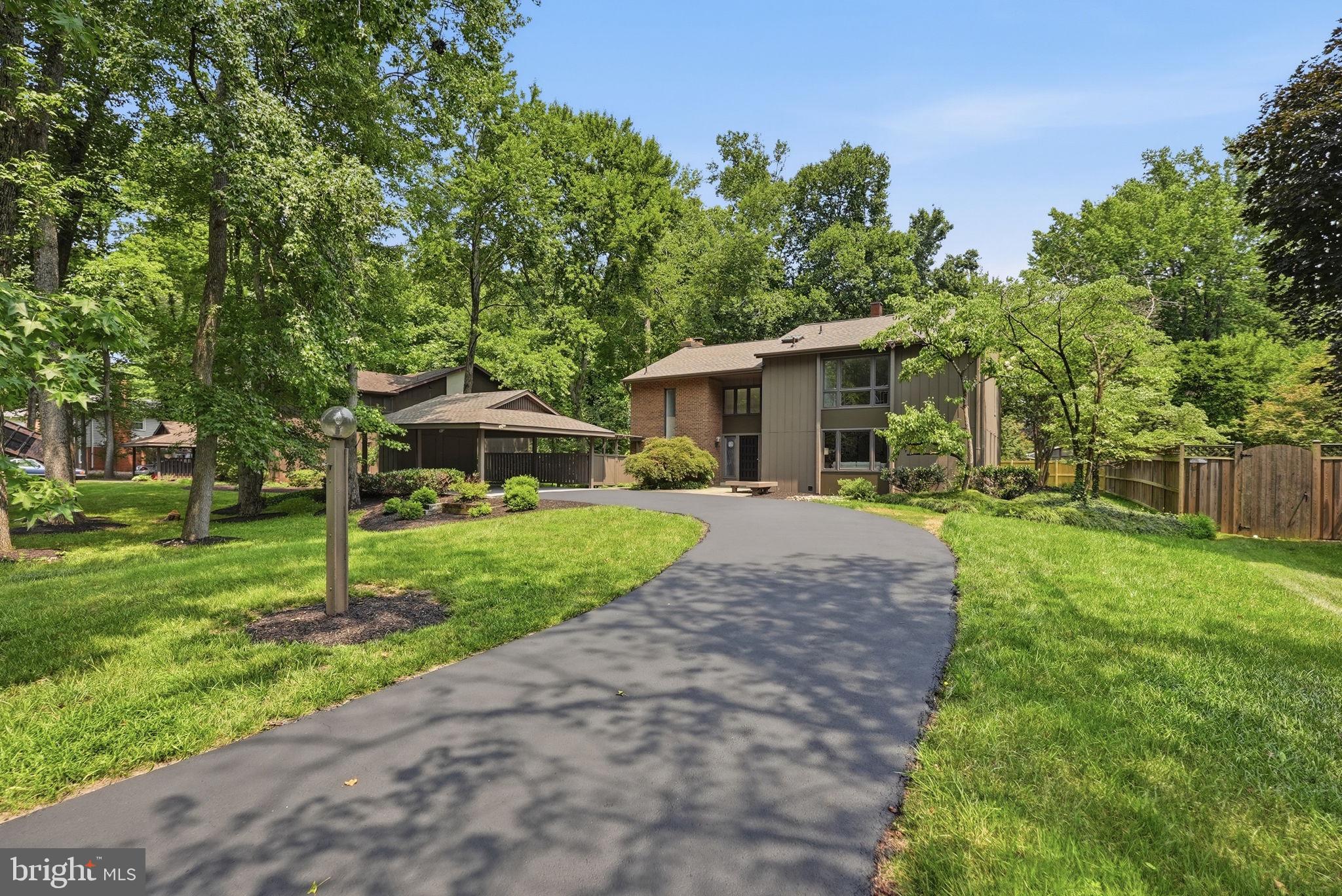 3211 Chichester Lane