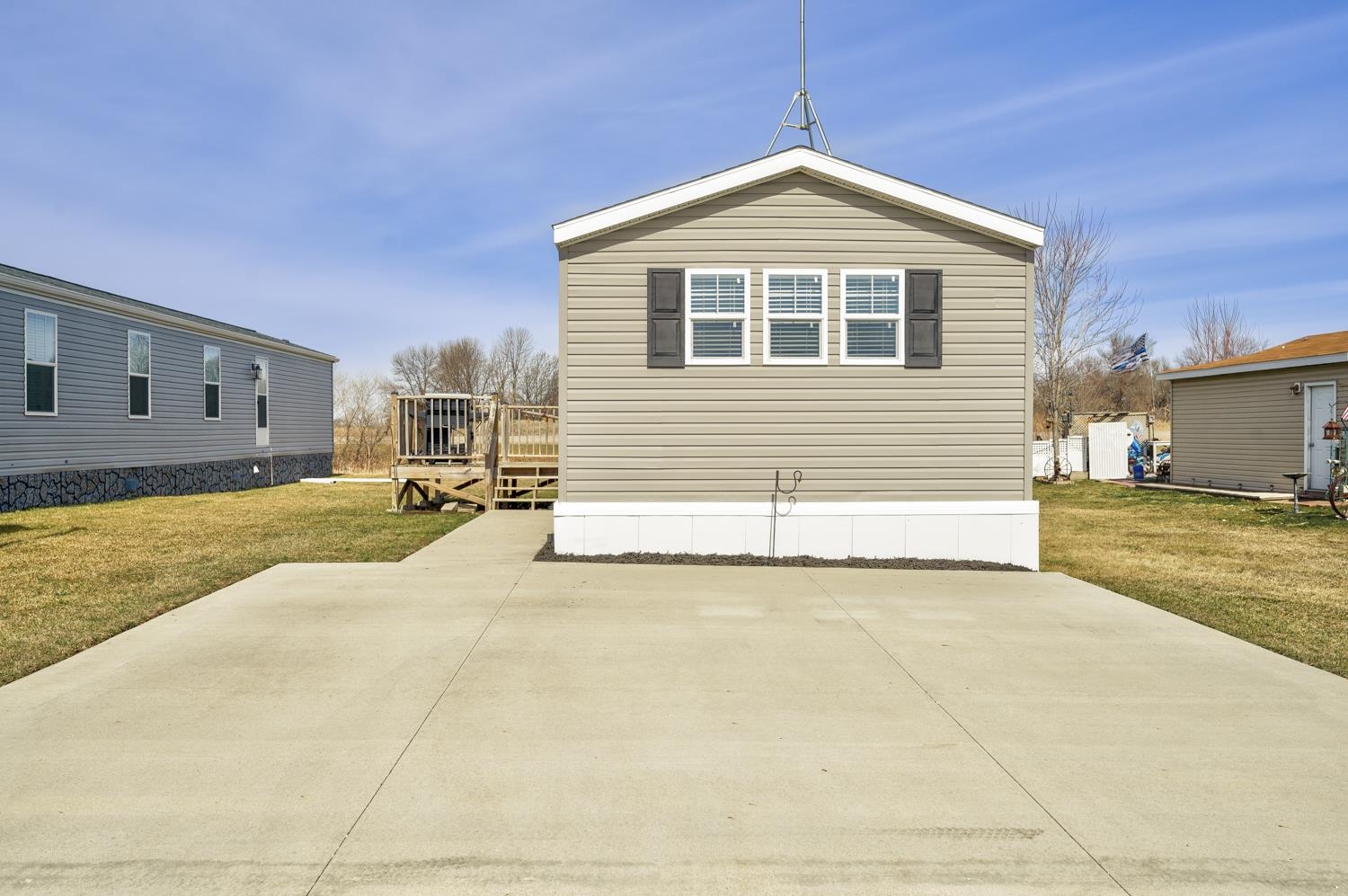 3200 Okoboji Avenue 89