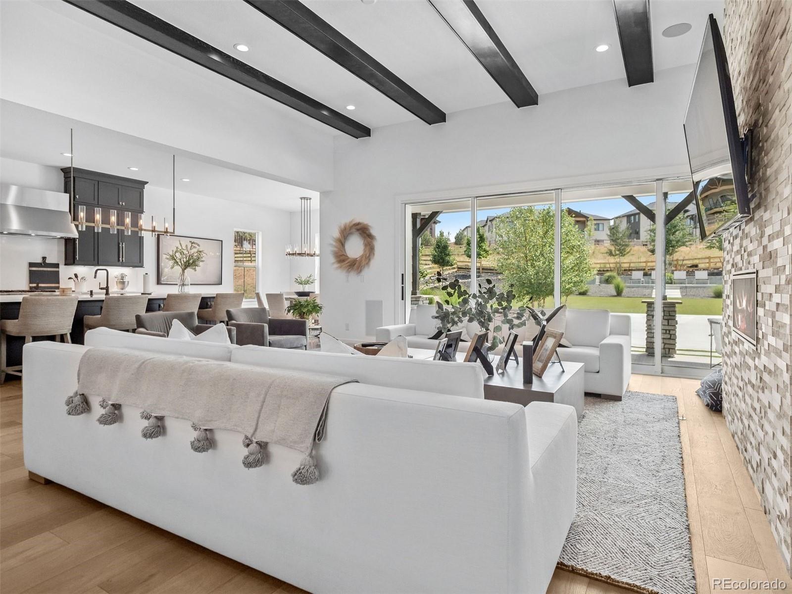 9676 Elizabeth Street