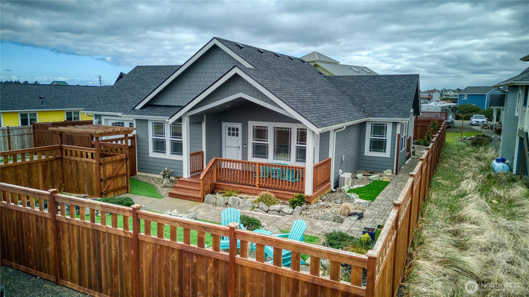 1116 Ocean Shores Boulevard SW