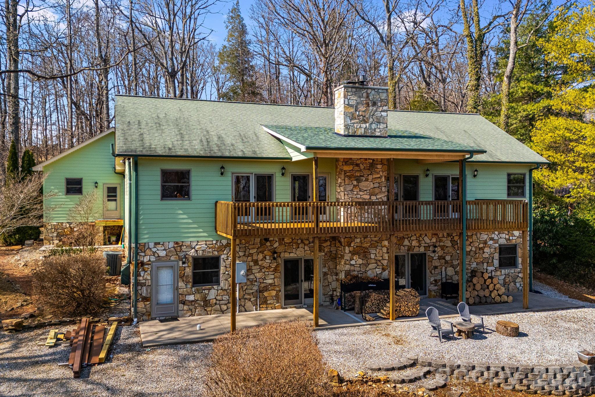 20 Stony Crest Drive