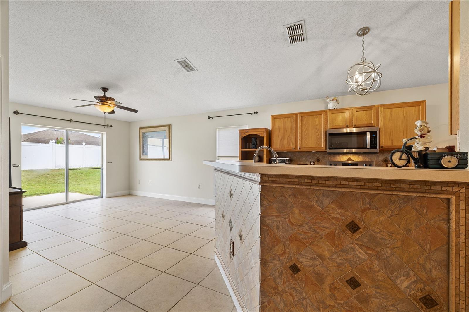 2912 Belle Lane