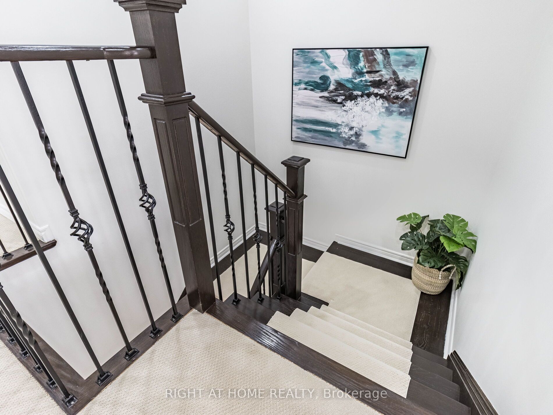 280 Wrigglesworth Cres