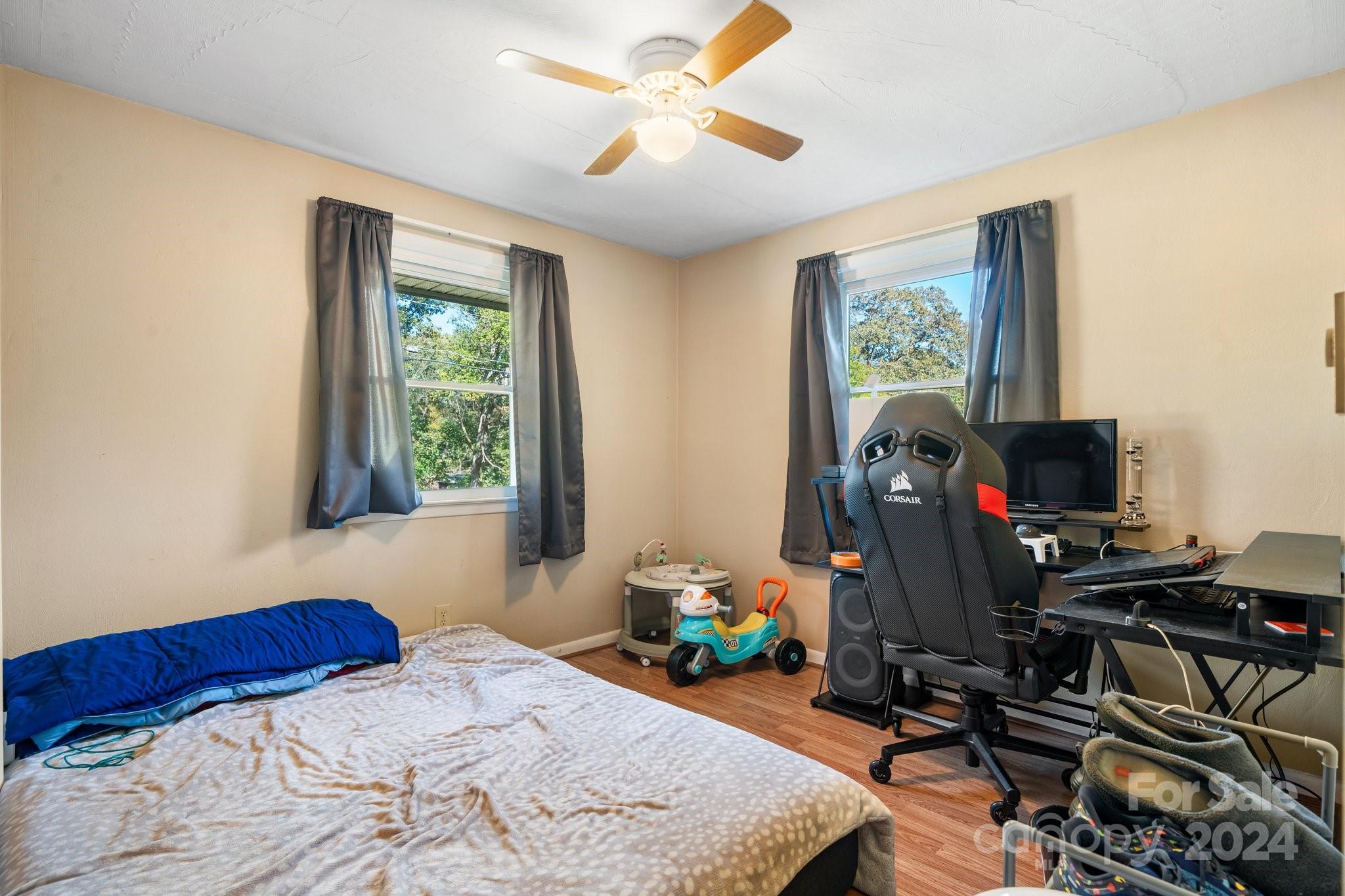 1806 & 1808 22nd Street NE