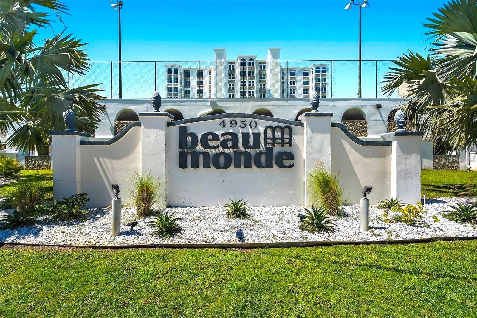 4950 Gulf Boulevard 501