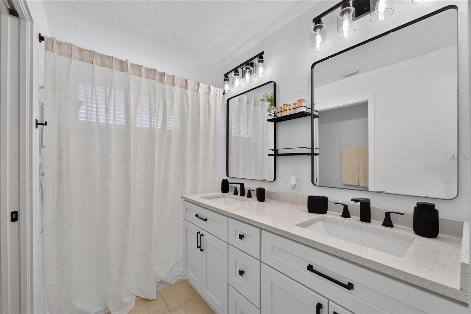 12124 Colonial Estates Lane