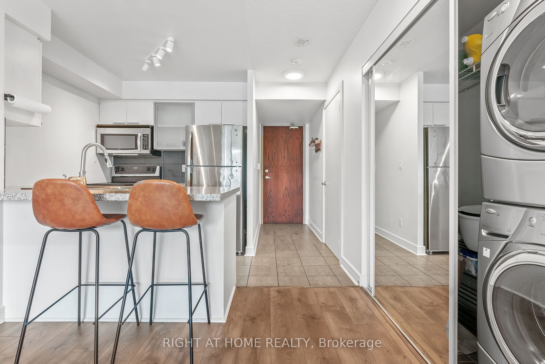 16 Harrison Garden Blvd 209