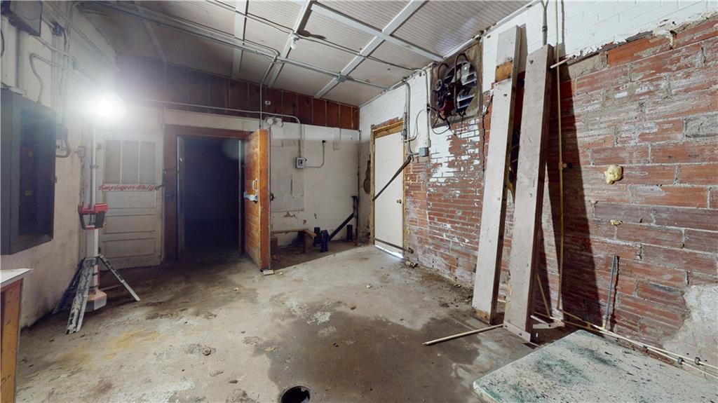 101 E Atlantic Street