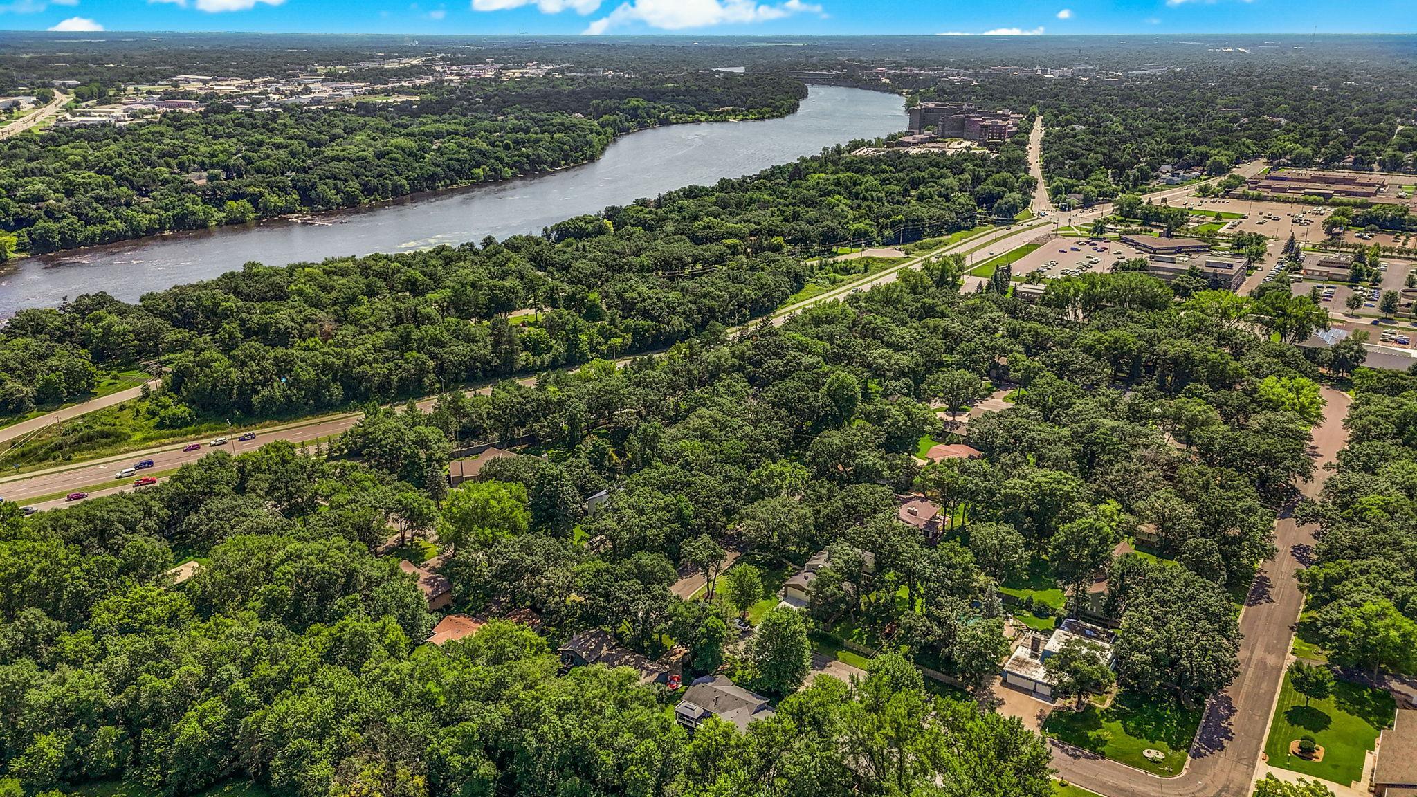 2021 Hillcrest Drive