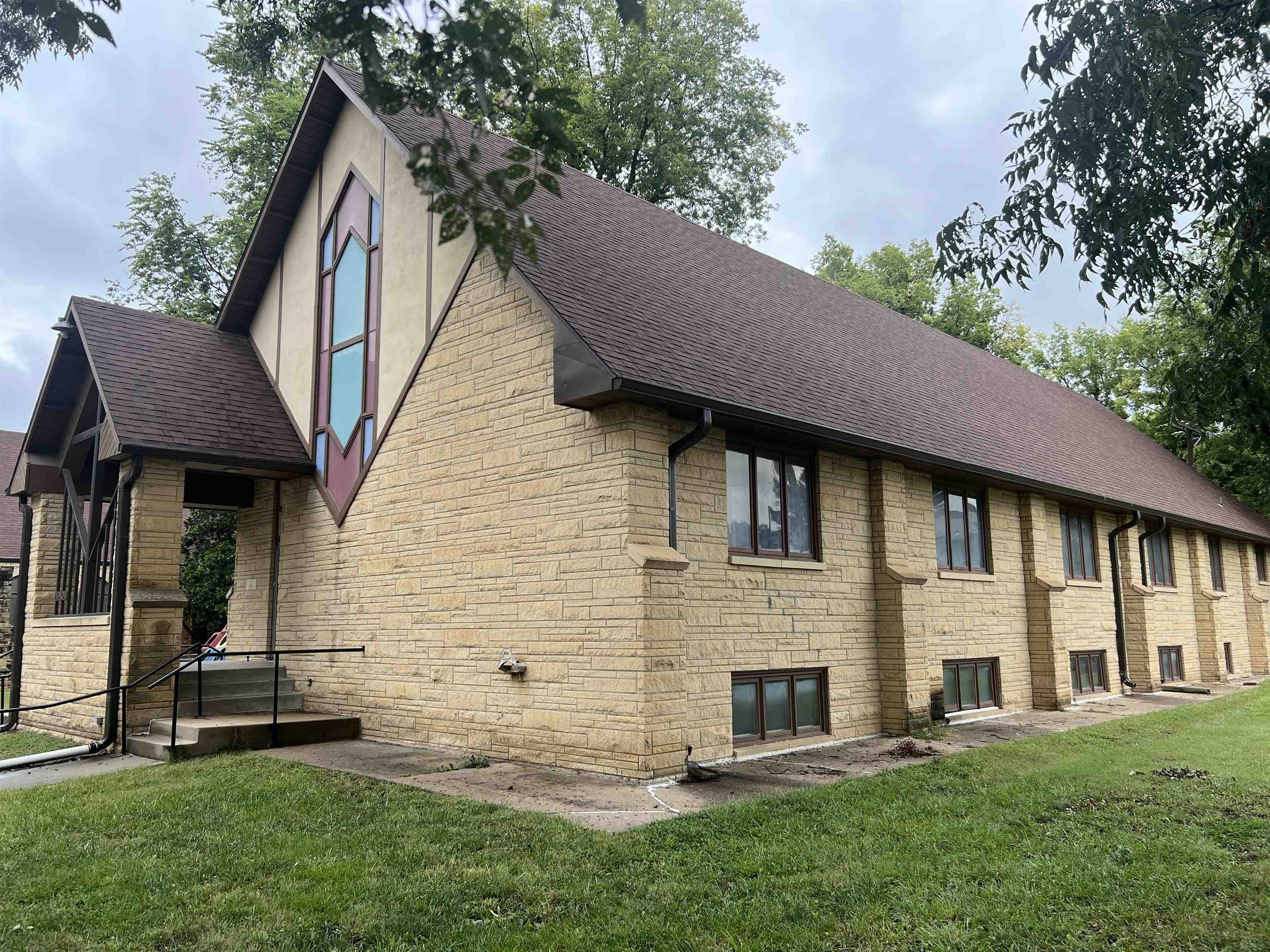 216 N A